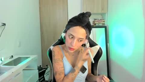 kaylie online show from 04/08/26, 06:30