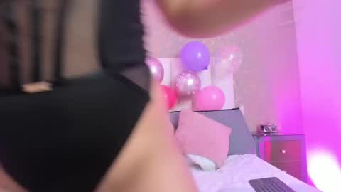 kayliebrooks online show from 04/23/26, 06:43