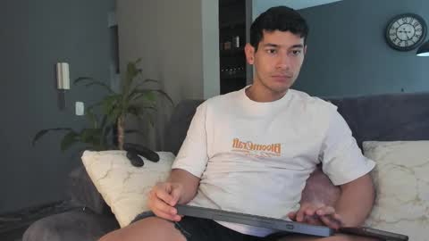 Kayn online show from 11/24/25, 07:35