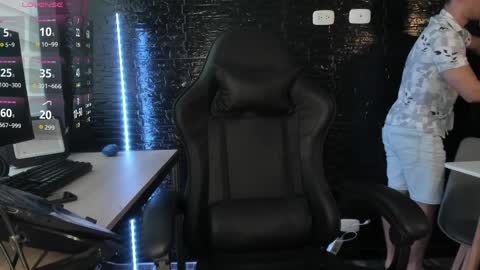 Kayn online show from 04/09/26, 04:23