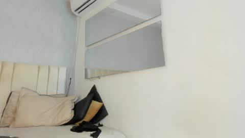 Kayna online show from 04/23/26, 07:27