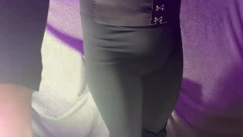 Snapshot of kayorkatie chatting on 02/11/25, 01:51 katie online show from 02/11/25, 01:51