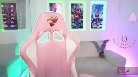 Snapshot of kayraowen chatting on 02/19/25, 11:38 Kayra online show from 02/19/25, 11:38