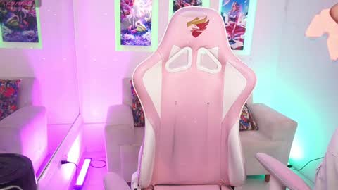 Snapshot of kayraowen chatting on 03/06/25, 11:36 Kayra online show from 03/06/25, 11:36