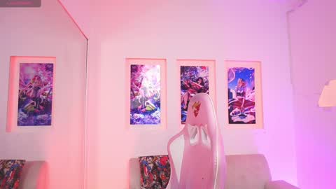 Snapshot of kayraowen chatting on 03/10/25, 11:32 Kayra online show from 03/10/25, 11:32