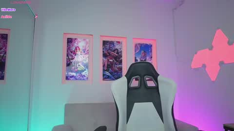 Snapshot of kayraowen chatting on 09/16/25, 11:33 Kayra online show from 09/16/25, 11:33