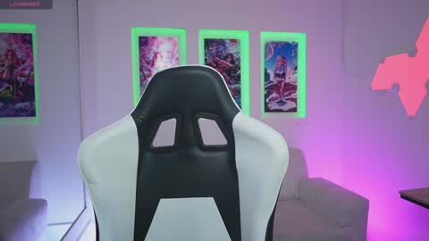 Snapshot of kayraowen chatting on 09/23/25, 11:35 Kayra online show from 09/23/25, 11:35