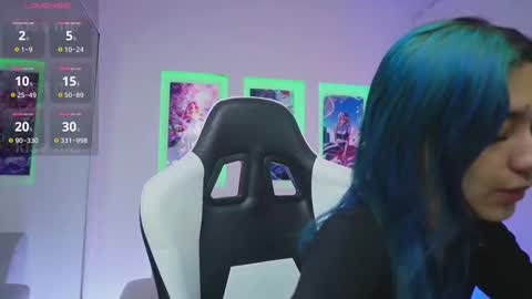 Snapshot of kayraowen chatting on 09/27/25, 11:48 Kayra online show from 09/27/25, 11:48