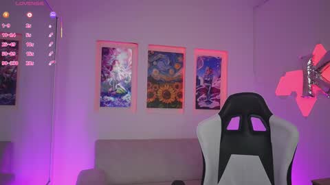 Snapshot of kayraowen chatting on 11/03/25, 11:33 Kayra online show from 11/03/25, 11:33