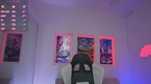 Snapshot of kayraowen chatting on 11/29/25, 12:19 Kayra online show from 11/29/25, 12:19