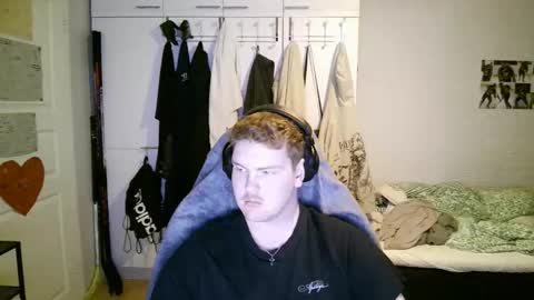 Snapshot of kayttajaviides5 chatting on 04/01/26, 08:59 Aatu online show from 04/01/26, 08:59