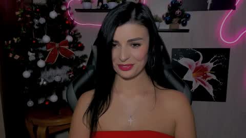 Snapshot of kayworl chatting on 12/17/24, 01:38 kayworl online show from 12/17/24, 01:38
