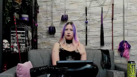 Miss Kazia online show from 12/03/25, 01:02