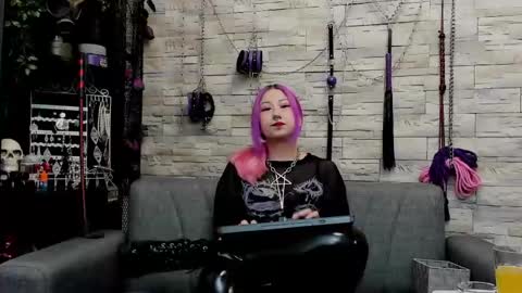 Miss Kazia online show from 05/25/26, 01:33