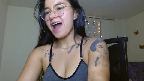 Snapshot of kazumi6 chatting on 12/31/24, 01:47 KAZUMI online show from 12/31/24, 01:47