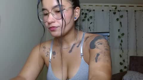 Snapshot of kazumi6 chatting on 01/28/25, 10:56 KAZUMI online show from 01/28/25, 10:56