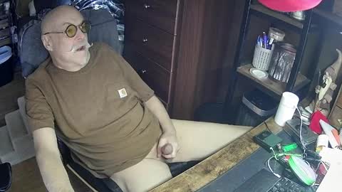 kbuum68 online show from 04/08/26, 08:53