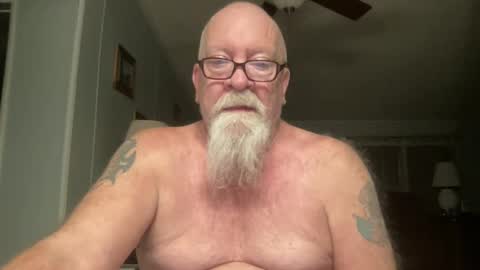 Snapshot of kcbace61760 chatting on 12/31/24, 05:11 kcbace61760 online show from 12/31/24, 05:11