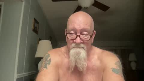 Snapshot of kcbace61760 chatting on 10/14/25, 11:16 kcbace61760 online show from 10/14/25, 11:16