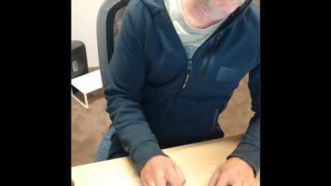 kcirt17225058 online show from 10/01/25, 08:59