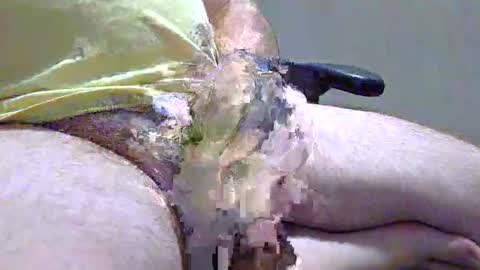 Snapshot of kcufehtohw chatting on 12/14/25, 03:01 kcufehtohw online show from 12/14/25, 03:01