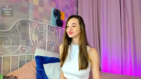 Snapshot of ke1ly_powell chatting on 09/17/25, 12:56 Kelly GMT 2 Su We Th Fr Sa 0300AM-09-00AM online show from 09/17/25, 12:56