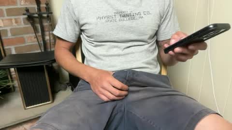 Snapshot of keahi420 chatting on 06/21/26, 11:51 keahi420 online show from 06/21/26, 11:51