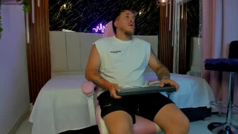 Keane online show from 04/17/26, 12:30