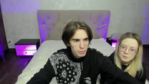 Snapshot of kebesheska chatting on 12/17/24, 08:21 Seb Polly Roxy Jonny online show from 12/17/24, 08:21