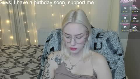 Snapshot of kebesheska chatting on 02/09/25, 03:00 Seb Polly Roxy Jonny online show from 02/09/25, 03:00