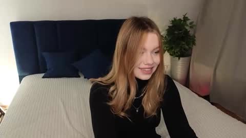 Snapshot of kebesheska chatting on 10/04/25, 08:45 Seb Polly Roxy Jonny online show from 10/04/25, 08:45