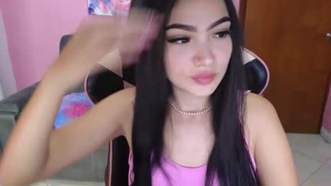 Snapshot of keeiity_moon chatting on 02/25/26, 07:12 keeiity_moon online show from 02/25/26, 07:12