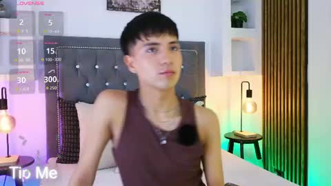 Snapshot of keen_nico chatting on 07/15/26, 01:27 nico online show from 07/15/26, 01:27