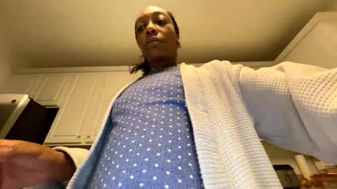 Snapshot of keephimcum69me chatting on 04/19/26, 06:24 Keephimcum69me online show from 04/19/26, 06:24