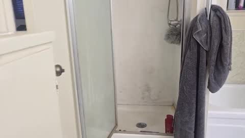 Dexter online show from 01/12/25, 02:09