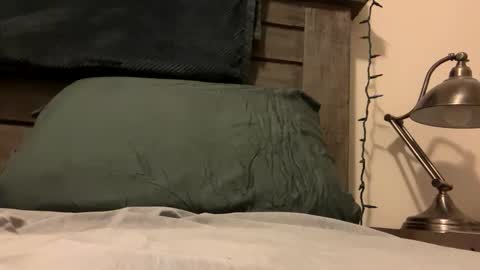 Snapshot of keepquietj chatting on 02/10/25, 01:11 keepquietj online show from 02/10/25, 01:11