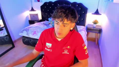 Snapshot of keevin_cross_ chatting on 03/08/25, 03:56 Keevin online show from 03/08/25, 03:56