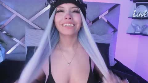 Keidy Monday to Saturday from 200 pm to 810pm  UTC-5 Colombia Time online show from 09/13/25, 07:13