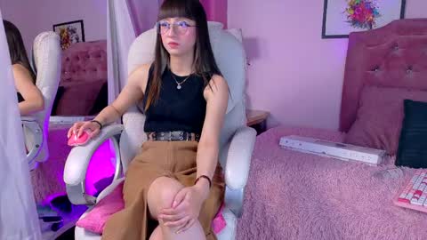 Snapshot of keiko_amane chatting on 05/31/26, 03:15 online show from 05/31/26, 03:15