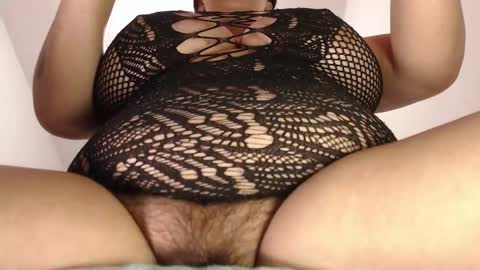 Snapshot of keilamailen chatting on 10/23/25, 07:56 Angela online show from 10/23/25, 07:56