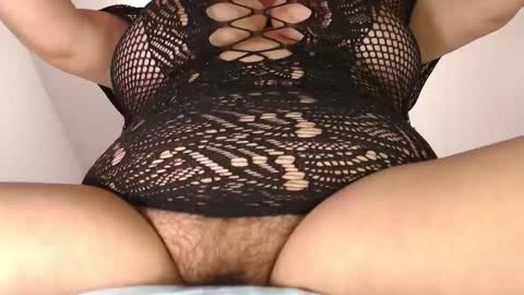 Snapshot of keilamailen chatting on 11/04/25, 07:57 Angela online show from 11/04/25, 07:57