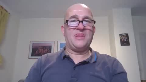 keilie1 online show from 11/24/25, 06:51