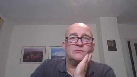 keilie1 online show from 12/19/25, 10:06