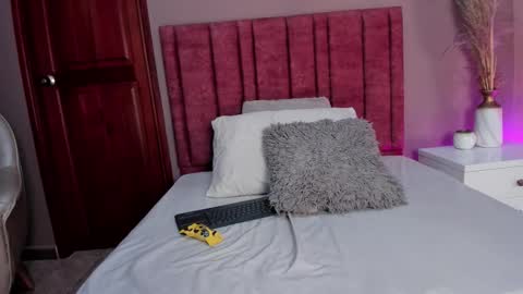 Keimy Wilde online show from 12/20/25, 06:15