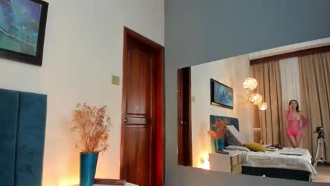 Keimy Wilde online show from 02/09/26, 06:34