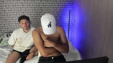 KEINNER online show from 04/22/26, 02:18