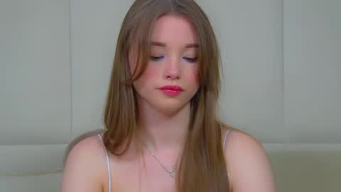 Keira online show from 05/14/26, 06:04