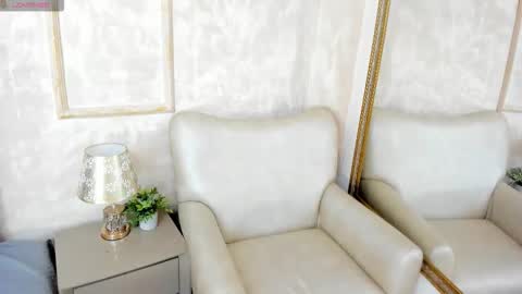 keirahartz online show from 12/22/25, 03:47