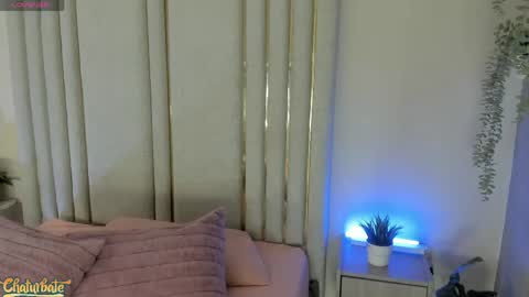 keirahartz online show from 04/21/26, 11:38