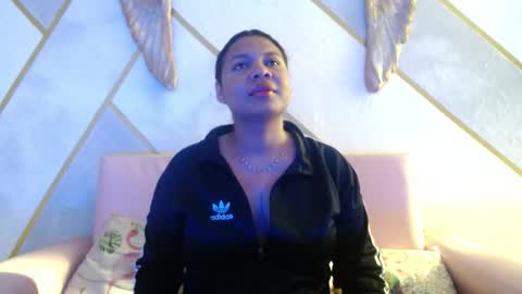    online show from 12/03/25, 12:25